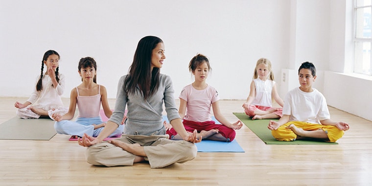Йога для детей: особенности и преимущества практики