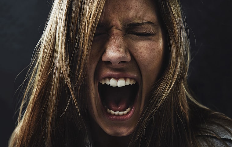 Гнев - как мы трансформируем его в чувство вины, обиды и страха