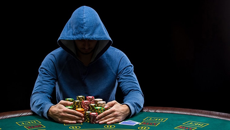 Можно ли зарабатывать на жизнь покером?